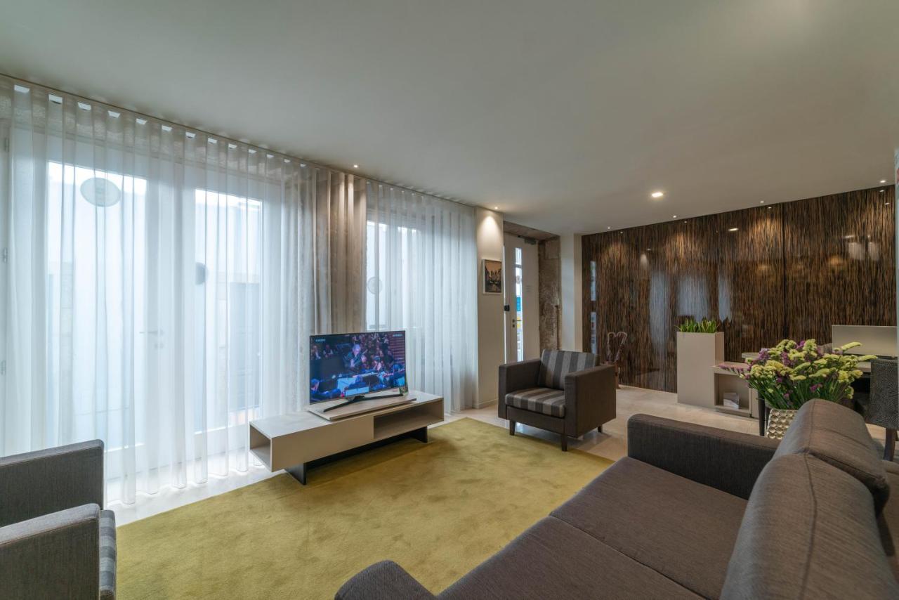 Se Inn Estudios Braga Bagian luar foto