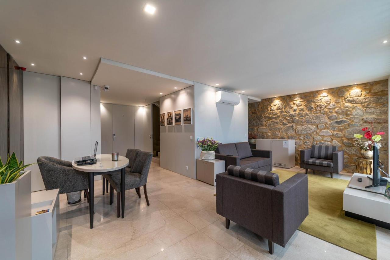Se Inn Estudios Braga Bagian luar foto