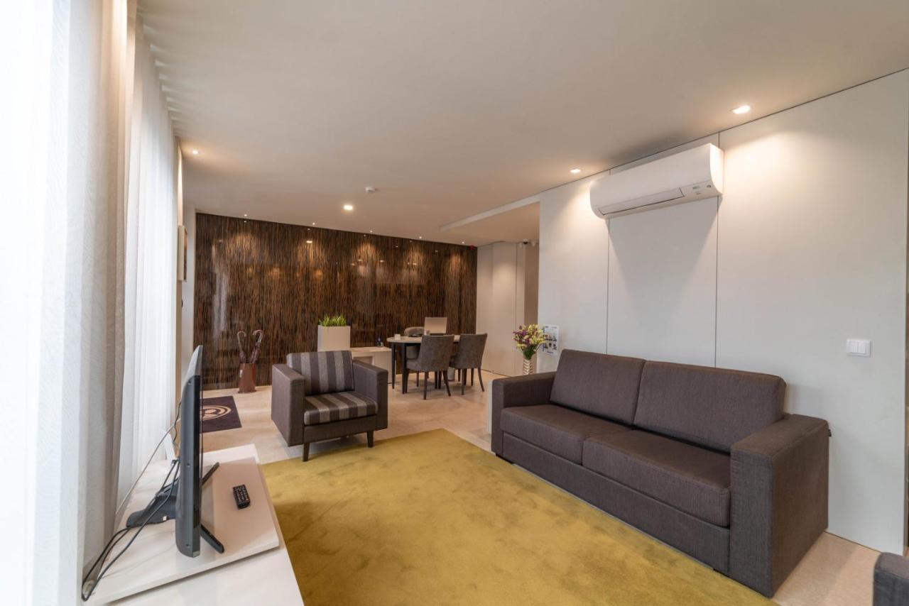 Se Inn Estudios Braga Bagian luar foto